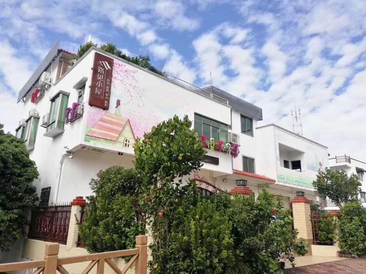 路见小屋｜7房12床、花园温泉♨️、无限时KTV包厢、明火烧烤、大泳池、麻将、桌球、乒乓球、游戏机